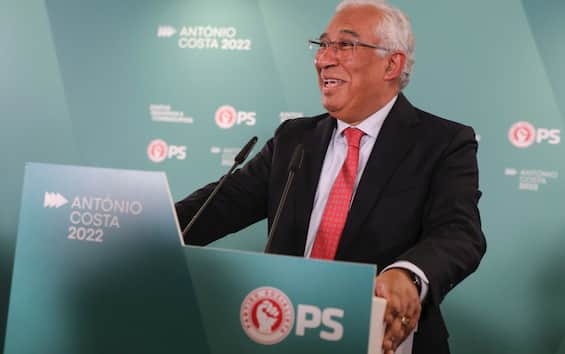Elezioni in Portogallo, il premier socialista Antonio Costa ottiene la