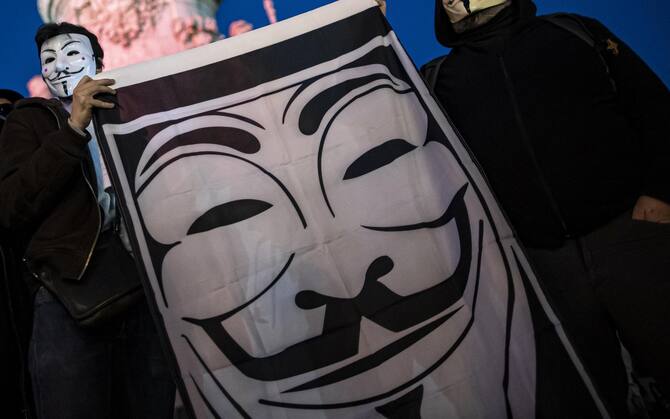 Anonymous Dichiara Cyber War Alla Russia, Cosa Significa E Cosa Può ...