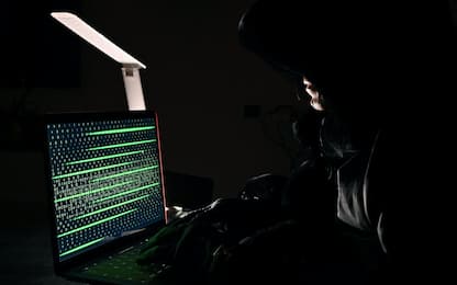Guerra in Ucraina, Anonymous hackera la Banca centrale russa