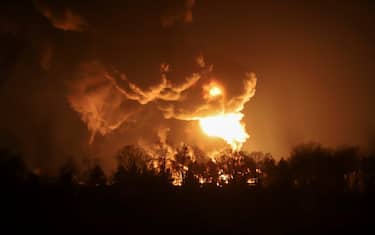 Deposito petrolifero di Vasylkiv in fiamme