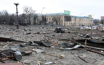 March 1, 2022: 

The remains of a missile launched by Russian invaders on Tuesday, March 1, lie on the ground in central Kharkiv, northeastern Ukraine. 

(Credit Image: Vyacheslav Madiyevskyy/Ukrinform via ZUMA Press Wire)



Pictured: GV,General View

Ref: SPL5293221 010322 NON-EXCLUSIVE

Picture by: Vyacheslav Madiyevskyy/Ukrinform/Zuma / SplashNews.com



Splash News and Pictures

USA: +1 310-525-5808
London: +44 (0)20 8126 1009
Berlin: +49 175 3764 166

photodesk@splashnews.com



World Rights, No Argentina Rights, No Austria Rights, No Belgium Rights, No China Rights, No Czechia Rights, No Finland Rights, No France Rights, No Germany Rights, No Hungary Rights, No Japan Rights, No Mexico Rights, No Netherlands Rights, No Norway Rights, No Peru Rights, No Portugal Rights, No Slovenia Rights, No Sweden Rights, No Switzerland Rights, No Taiwan Rights, No United Kingdom Rights