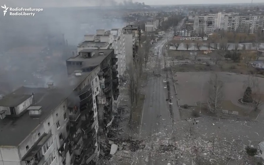 Guerra in Ucraina, le immagini di distruzione dal drone. VIDEO | Sky TG24