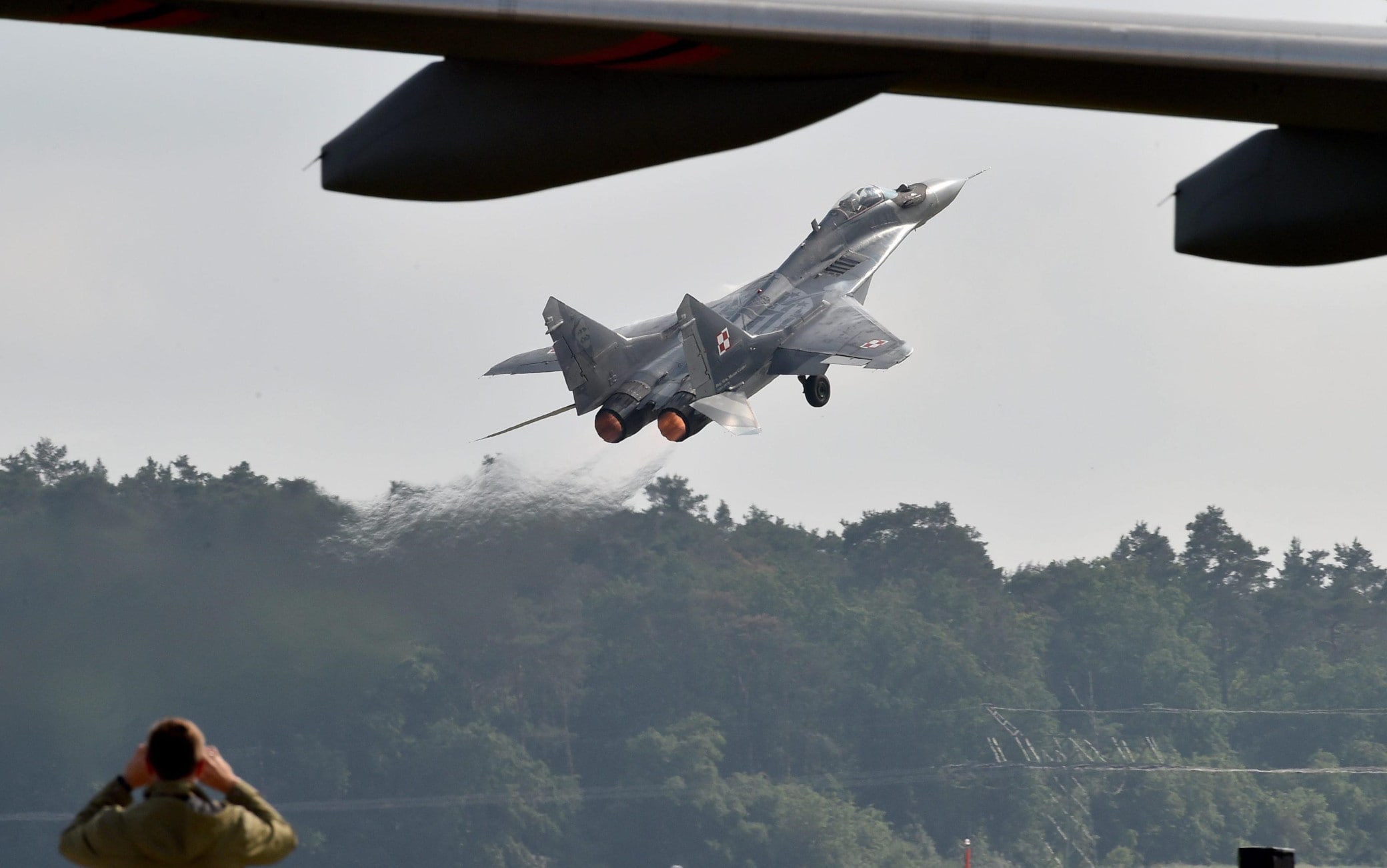 Russia-Ukraine war, Poland makes its Mig-29s available to the US