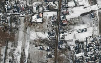 epa09816363 A handout satellite image made available by Maxar Technologies shows equipment and troops deployed in Ozera, northeast of Antonov airport, Ukraine, 10 March 2022.  EPA/MAXAR TECHNOLOGIES HANDOUT -- MANDATORY CREDIT: SATELLITE IMAGE 2022 MAXAR TECHNOLOGIES -- THE WATERMARK MAY NOT BE REMOVED/CROPPED -- HANDOUT EDITORIAL USE ONLY/NO SALES