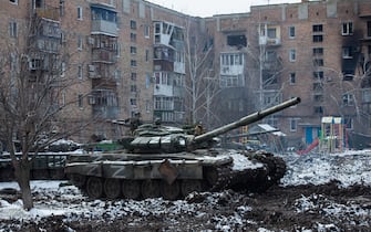 DONETSK, UKRAINE - MARCH 11: A tank is seen in the pro-Russian separatists-controlled Donetsk, Ukraine on March 11, 2022. Troops patrolled the areas in the Donetsk region controlled by pro-Russian separatists. The anticipation of civilian evacuation and assistance remains, despite the fact that the majority of settlements in the vicinity have been damaged or destroyed. (Photo by Stringer/Anadolu Agency via Getty Images)