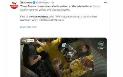 Tre astronauti russi sulla Iss vestiti di giallo e blu: colori Ucraina