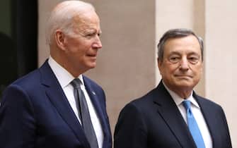 U.S. President Joe Biden, left, and Mario Draghi, Italy's prime minster, at the Chigi Palace in Rome, Italy, on Friday, Oct. 29, 2021. The G-20 is meeting in Rome this weekend right before COP26 in Glasgow, the United Nations gathering that aims to set specific goals to wean nations off coal and other noxious substances for good. Photographer: Alessia Pierdomenico/Bloomberg