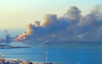 An image taken from a video posted online on March 24, 2022 shows a Russian ship destroyed, Ukraine says. The video shows smoke rising from the Russian navy landing ship Orsk at the Russian-occupied port of Berdyansk in southern Ukraine. The Russian landing ship has been destroyed and two other vessels have been damaged in the occupied Ukrainian port city of Berdyansk, say Ukrainian officials. 

Credit Image: Ukrainian Military/ZUMA Press Wire Service



Pictured: russian war,ukraine,russia-ukraine war,war,ship,sinking,fire,explosion

Ref: SPL5298878 240322 NON-EXCLUSIVE

Picture by: Zuma / SplashNews.com



Splash News and Pictures

USA: +1 310-525-5808
London: +44 (0)20 8126 1009
Berlin: +49 175 3764 166

photodesk@splashnews.com



World Rights, No Argentina Rights, No Belgium Rights, No China Rights, No Czechia Rights, No Finland Rights, No France Rights, No Hungary Rights, No Japan Rights, No Mexico Rights, No Netherlands Rights, No Norway Rights, No Peru Rights, No Portugal Rights, No Slovenia Rights, No Sweden Rights, No Taiwan Rights, No United Kingdom Rights