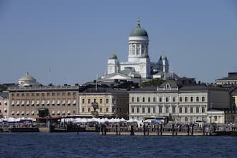 epa06880717 A general view of the south harbour, the market square and Swedish embassy (L) 26 May 2018, with the Helsinki cathedral on the background (issued 11 July 2018). The Presidents of Russia and the United States, Vladimir Putin and Donald Trump, have agreed to meet for a bilateral summit on 16 July 2018 in Helsinki.  EPA/MAURITZ ANTIN
