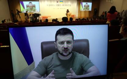 Guerra Ucraina, Zelensky: “A Mariupol decine di migliaia di morti"