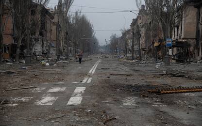 Mariupol, Azov: "Da russi sostanza velenosa". Kiev teme armi chimiche