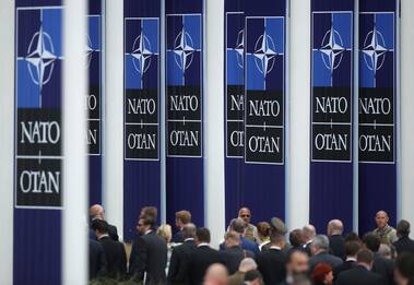 La Finlandia discute adesione Nato, mezzi russi al confine del Paese