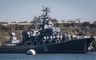 epa09889521 (FILE) - Russian Navy flagship missile cruiser 'Moskva' moored in the bay of the Crimean city of Sevastopol, 30 March 2014 (reissued 14 April 2022). The Black Sea fleet's flagship, the RTS Moskva, was damaged after ammunition on board the vessel caught fire, according to Russia state media citing the Defence Ministry.  EPA/SERGEI ILNITSKY *** Local Caption *** 51305252