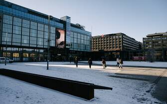 HELSINKI, FINLAND - MARCH 08: Streets are more empty than usual with very few people around following coronavirus (COVID-19) restrictions in Helsinki, Finland on March 08, 2021. - Finland today reintroduced stricter measures against the spreading of SARS-CoV-2 virus. Until the end of the month restaurants, cafes and majority of schools, will remain closed, joining a list of other places already closed like public sport centres, public libraries and governmental offices. (Photo by Alessandro Rampazzo/Anadolu Agency via Getty Images)