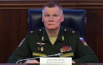 1239491956 Russian Defence Ministry spokesman Igor Konashenkov attends a briefing on Russian military action in Ukraine, in Moscow on March 25, 2022. - The Russian army on March 25 updated its losses in Ukraine to 1,351 soldiers, while saying that it had evacuated more than 400,000 civilians and condemning Western supplies of weapons to Kyiv. (Photo by NATALIA KOLESNIKOVA / AFP) (Photo by NATALIA KOLESNIKOVA/AFP via Getty Images)