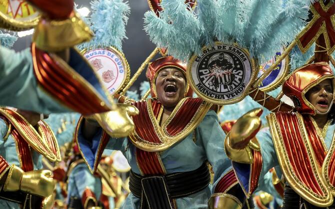 Brasile, primo giorno di sfilate di Carnevale a San Paolo - Foto - Alto  Adige