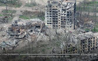 Le foto dall'alto del bombardamento di Mariupol