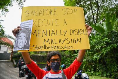 Singapore, giustiziato disabile malgrado proteste internazionali