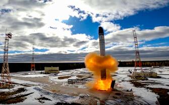 RUSSIA DEFENCE SARMAT epa09899715 A handout still image taken from handout video made available by the Russian Defence ministry press-service shows launch of the Russian new intercontinental ballistic missile 'Sarmat' on Plesetsk Cosmodrome in Arkhangelsk region, (800 km north of Moscow), Russia, 20 April 2022. The 'Sarmat' missile has unique characteristics that allow it to reliably overcome any existing and future anti-missile defense systems. 'Thanks to the energy-mass characteristics of the missile, the range of its combat equipment has fundamentally expanded both in terms of the number of warheads and types, including planning hypersonic units,' said a statement from the Russian Defense ministry. EPA/RUSSIAN DEFENCE MINISTRY PRESS SERVICE / HANDOUT HANDOUT EDITORIAL USE ONLY/NO SALES