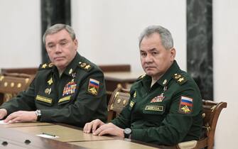 epa09789481 Russian Defence Minister Sergei Shoigu (R) and Russian General Staff ?hief Valery Gerasimov (L) attend a meeting with Russian President, in Moscow, Russia, 27 February 2022. Putin ordered the Ministry of Defence to transfer the containment forces to a special mode of combat duty.  EPA/ALEKSEY NIKOLSKYI/SPUTNIK/KREMLIN / POOL
