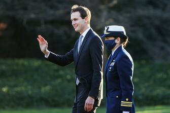 1292798170 WASHINGTON, DC - DECEMBER 23: Senior Advisor to the President Jared Kushner walks on the south lawn of the White House to board Marine One on December 23, 2020 in Washington, DC. President Trump and first lady Melania Trump are heading to Mar-a-Lago for the holidays with a government shutdown possible on Monday December 28. (Photo by Tasos Katopodis/Getty Images)