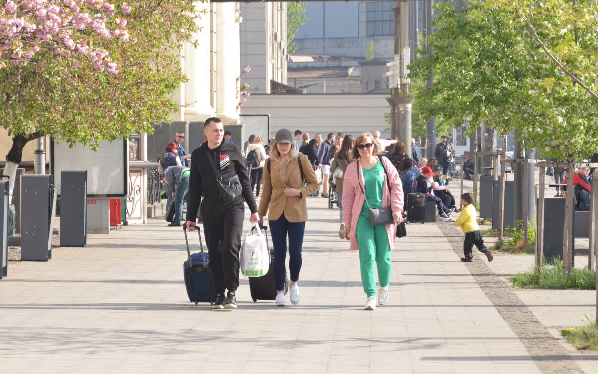 Ucraina, la vita a Leopoli continua nonostante la guerra. FOTO Sky TG24