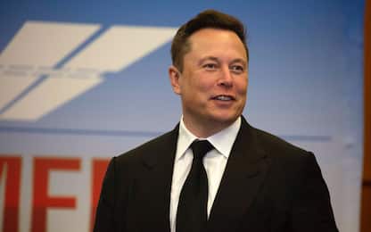 Media: “Musk accusato di molestie, SpaceX pagò”. Lui nega