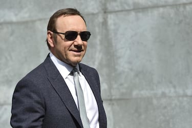 US actor Kevin Spacey attends the presentation of the Spring/Summer 2017 Menswear Collection by Italian label Giorgio Armani during the Milan Fashion Week, in Milan, Italy, 21 June 2016. The Milano Moda Uomo runs from 17 to 21 June. ANSA/FLAVIO LO SCALZO