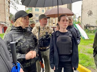 Finnish Prime Minister Sanna Marin during her visit to Irpin in a photo posted on Alexander Khrebet's Twitter profile, May 26, 2022. TWITTER ALEXANDER KHREBET ++ ATTENTION THE PHOTO CANNOT BE PUBLISHED OR REPRODUCED WITHOUT THE AUTHORIZATION OF THE SOURCE OF ORIGIN PLEASE SEND +++