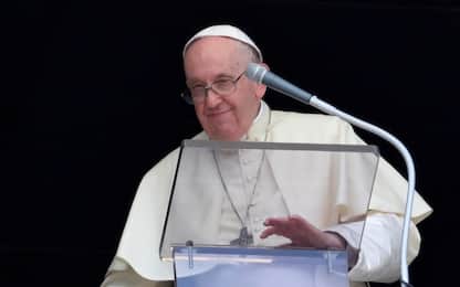 Giubileo Elisabetta, Papa: auguro pace e prosperità