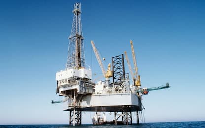 Petrolio, l'Opec+ estende i tagli di produzione fino a giugno