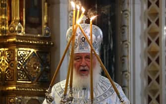 epa09876046 Patriarch Kirill of Moscow and All Russia serves at Christ the Savior cathedral during a church service marking the Holiday of Annunciation in Moscow, Russia, 07 April 2022. The Annunciation is one of twelve main Christian holidays.  EPA/MAXIM SHIPENKOV