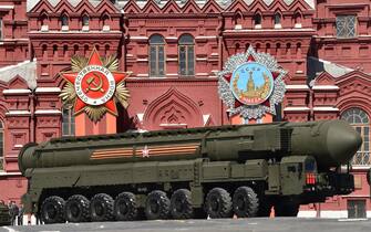 A Russian Yars RS-24 intercontinental ballistic missile system drives through Red Square in Moscow, on May 7, 2015, during a rehearsal for the Victory Day military parade. Russia will celebrate the 70th anniversary of the 1945 victory over Nazi Germany on May 9. AFP PHOTO / KIRILL KUDRYAVTSEV (Photo by Kirill KUDRYAVTSEV / AFP) (Photo by KIRILL KUDRYAVTSEV/AFP via Getty Images)