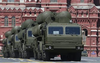 MOSCOW, RUSSIA - MAY 9 :  Russian 'Yars' land-based mobile missiles are seen during the Victory Day parade marking the 70th anniversary of World War II Victory in Moscow, Russia on May 9, 2015. (Photo by Sefa Karacan/Anadolu Agency/Getty Images)