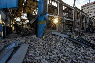 UKRAINE RUSSIA CONFLICT epa09998092 Facility of the Darnytsia Car Repair Plant damaged by missile strikes in Kyiv (Kiev), Ukraine, 05 June 2022, as the country reported fuel shortages amid Russia's invasion. The fear of shelling, damaged infrastructure and fuel shortage are causing suffering to the population amid the Russia's invasion. On 24 February, Russian troops had invaded Ukrainian territory starting a conflict that provoked fighting, destruction and a humanitarian crisis. EPA/OLEG PETRASYUK