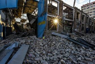 epa09998092 Facility of the Darnytsia Car Repair Plant damaged by missile strikes in Kyiv (Kiev), Ukraine, 05 June 2022, as the country reported fuel shortages amid Russia's invasion. The fear of shelling, damaged infrastructure and fuel shortage are causing suffering to the population amid the Russia's invasion. On 24 February, Russian troops had invaded Ukrainian territory starting a conflict that provoked fighting, destruction and a humanitarian crisis.  EPA/OLEG PETRASYUK