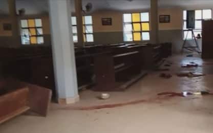 Nigeria, spari dentro chiesa cattolica: diversi morti tra cui bambini