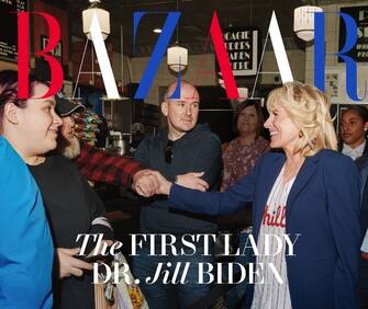 Jill Biden è la protagonista dell’ultimo numero di Harper’s Bazaar, prima volta di una First Lady nei 155 anni di storia della rivista americana