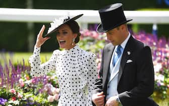epa10018341 Britain's Prince William, Duke of Cambridge (R) and Catherine, Duchess of Cambridge arrive on day four of Royal Ascot, in Ascot, Britain, 17 June 2022. Royal Ascot is Britain's most valuable horse race meeting and social event, running daily from 14 to 18 June 2022. Britain's Queen is not expected to attend the event due to on-going mobility issues.  EPA/NEIL HALL