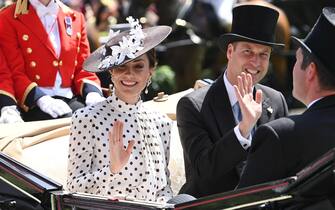 epa10018267 Britain's Prince William, Duke of Cambridge (R) and Catherine, Duchess of Cambridge arrive on a carriage on day four of Royal Ascot, in Ascot, Britain, 17 June 2022. Royal Ascot is Britain's most valuable horse race meeting and social event, running daily from 14 to 18 June 2022. Britain's Queen is not expected to attend the event due to on-going mobility issues.  EPA/NEIL HALL