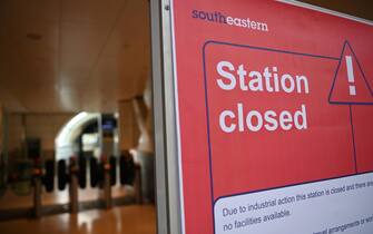 Transport strike in the UK, station closed