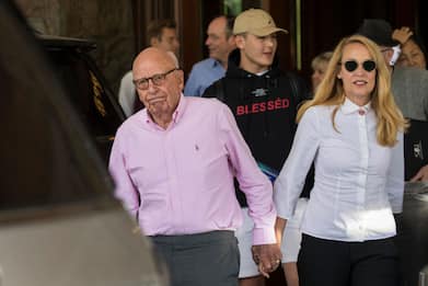 Usa, New York Times: "Rupert Murdoch divorzia da Jerry Hall"