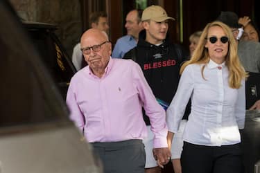 SUN VALLEY, ID - JULY 10: (L-R) Rupert Murdoch, chairman of News Corp and co-chairman of 21st Century Fox, and Jerry Hall arrive at the Sun Valley Resort of the annual Allen & Company Sun Valley Conference July 10, 2018 in Sun Valley, Idaho. Every July, some of the world's most wealthy and powerful business people in media, finance, technology and political spheres converge at the Sun Valley Resort for the exclusive weeklong conference. (Photo by Drew Angerer/Getty Images)