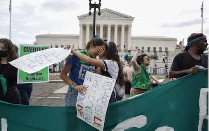 Usa, la Corte suprema abolisce la sentenza sul diritto all'aborto