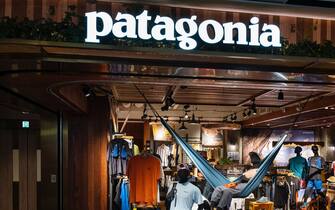 HONG KONG, CHINA - 2021/06/15: American outdoor clothing brand company Patagonia store seen in Hong Kong. (Photo by Budrul Chukrut/SOPA Images/LightRocket via Getty Images)