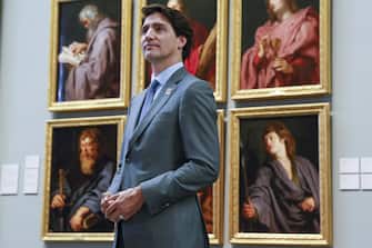 epa10041918 Canadian Prime Minister, Justin Trudeau, arrives at Prado Museum before a dinner on the first day of the NATO Summit, in Madrid, Spain, 29 June 2022. Some 40 world leaders attend the summit, running from 29 to 30 June, focused on the ongoing Russian invasion of Ukraine. Spain hosts the event to mark the 40th anniversary of its accession to NATO.  EPA/BALLESTEROS / POOL