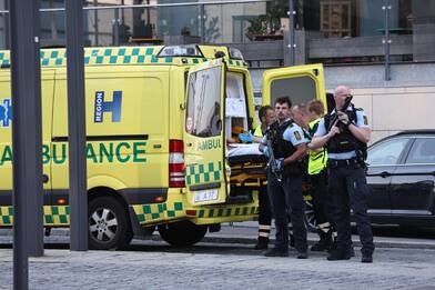 Copenaghen, sparatoria in un centro commerciale: ci sono vittime