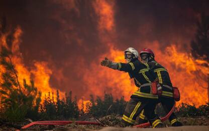 Incendio in Francia, boschi della Gironda in fiamme: 4mila evacuati