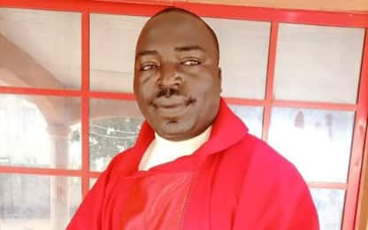 Nigeria, ucciso uno dei due sacerdoti cattolici rapiti