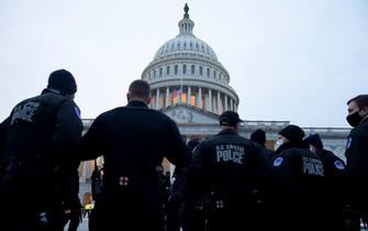 La commissione d’inchiesta della Camera ha deciso all’unanimità di convocare Donald Trump in audizione per rispondere alle domande sul suo ruolo nell’insurrezione del 6 gennaio 2021